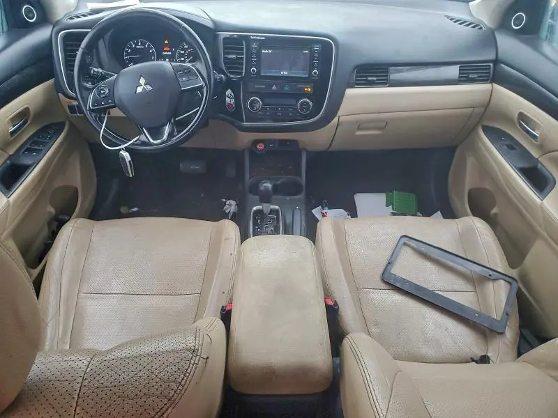 2016 MITSUBISHI OUTLANDER SE  