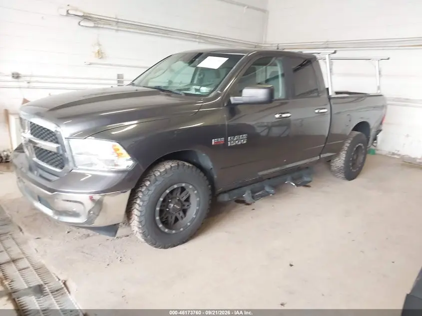 2016 RAM 1500 SLT