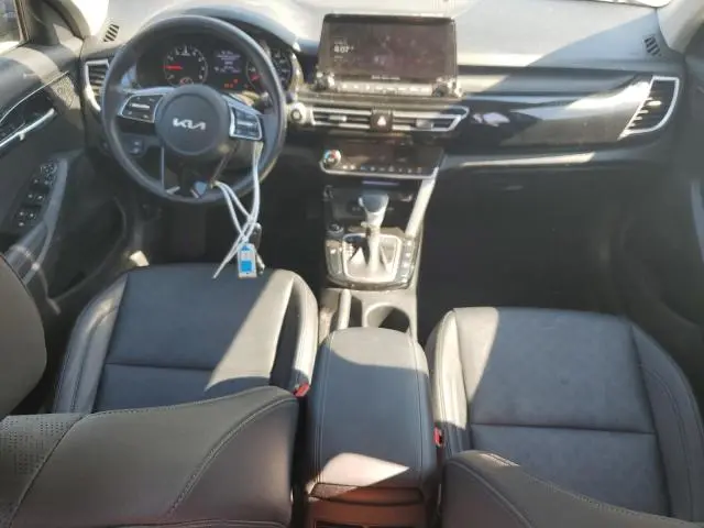 2023 KIA SELTOS EX