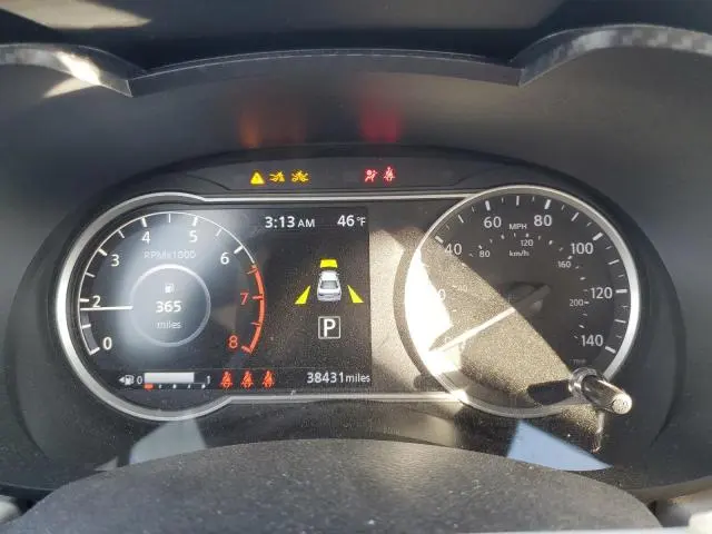 2022 NISSAN VERSA SV  