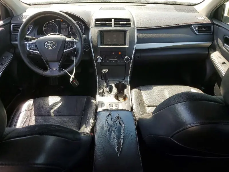 2015 TOYOTA CAMRY XSE V6  