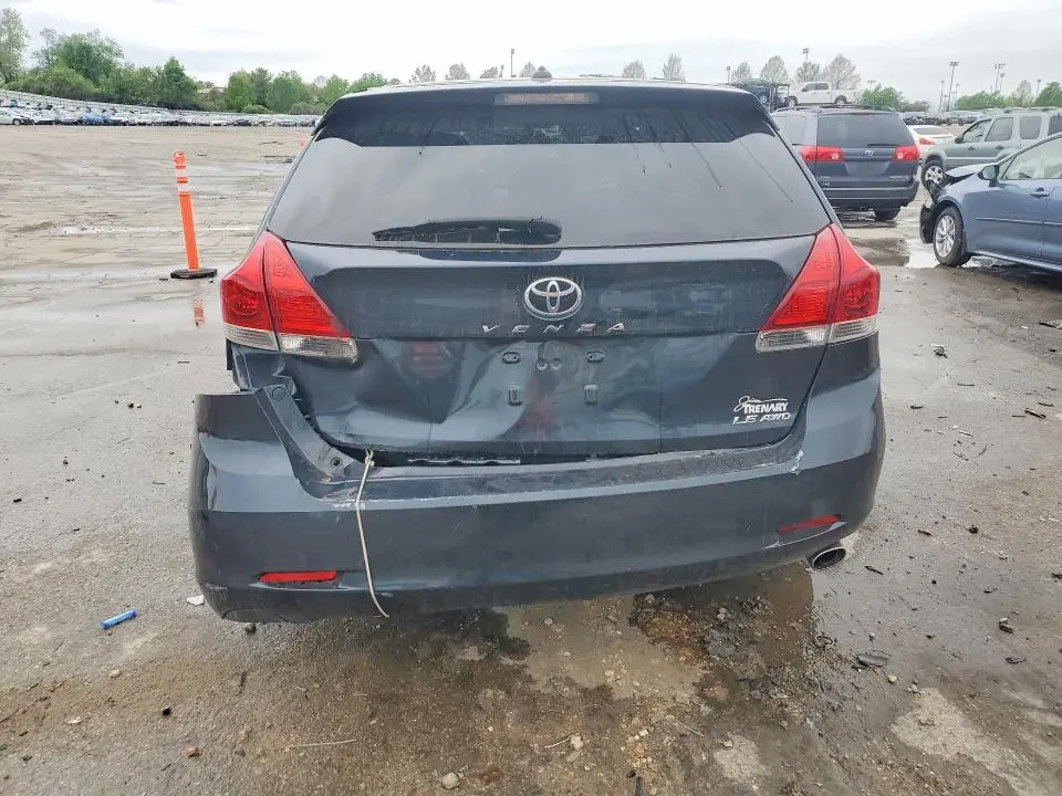 2015 TOYOTA VENZA LE  