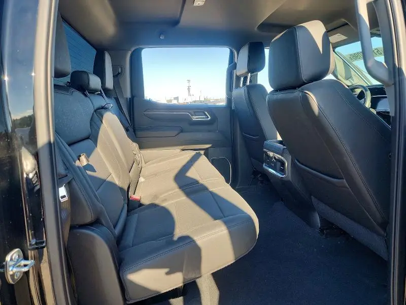 2025 GMC SIERRA C1500 SLT  
