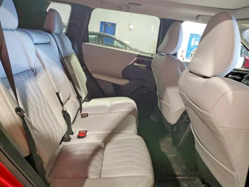 2025 MITSUBISHI OUTLANDER SE  