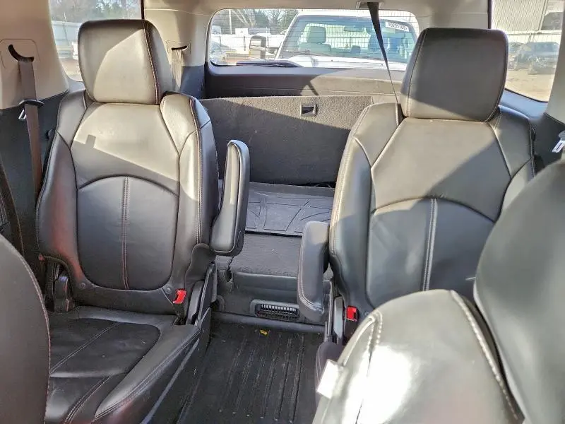 2016 GMC ACADIA SLT-1  