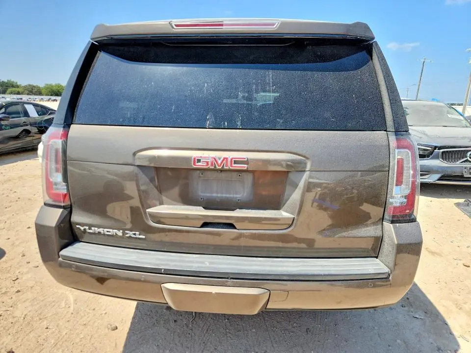 2016 GMC YUKON XL C1500 SLE  