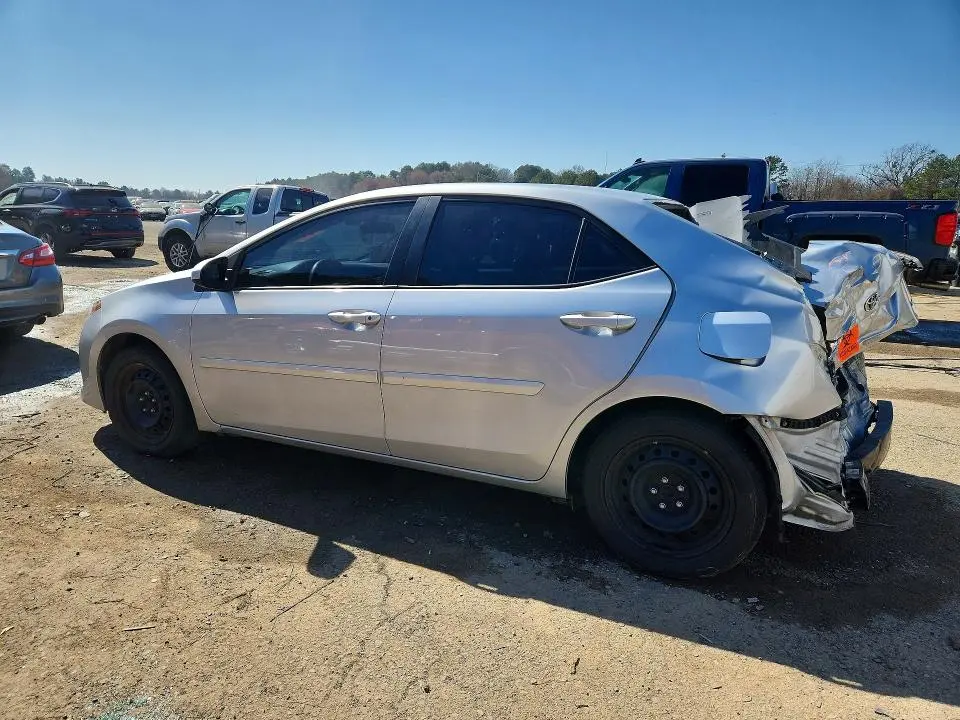 2018 TOYOTA COROLLA LE  