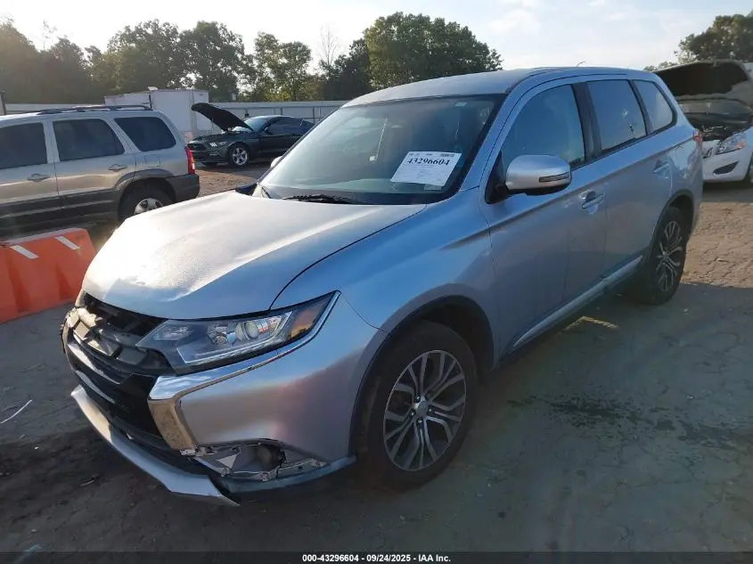 2016 MITSUBISHI OUTLANDER SE