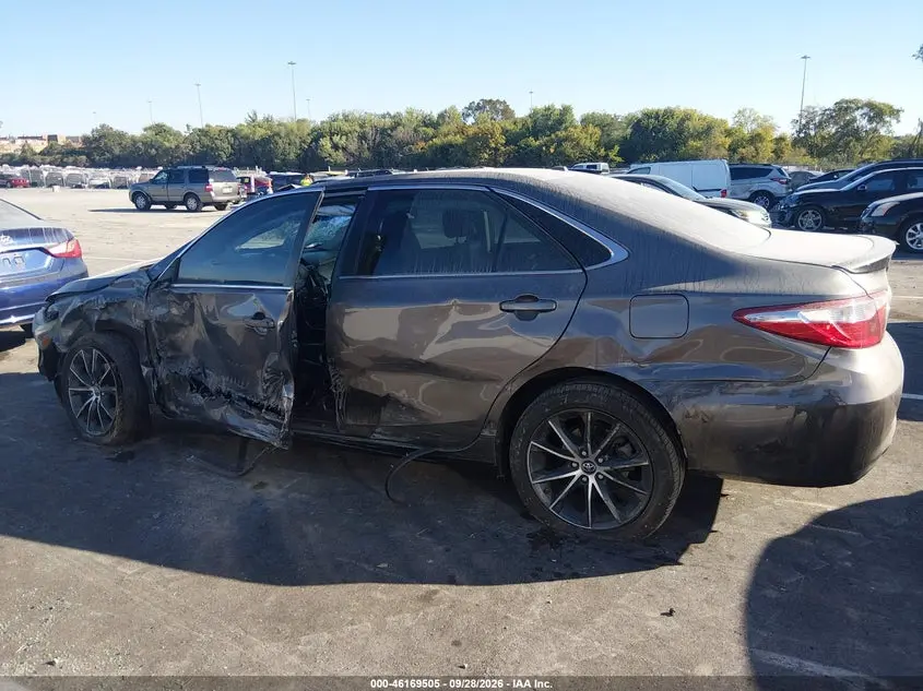 2017 TOYOTA CAMRY XSE