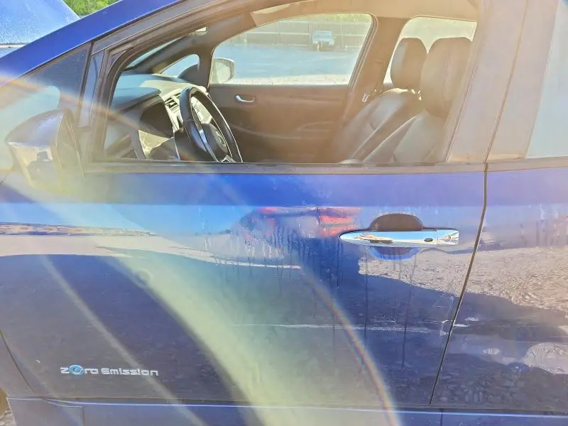 2018 NISSAN LEAF SV  