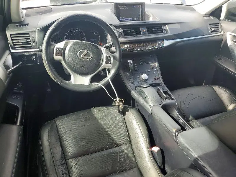 2013 LEXUS CT 200  