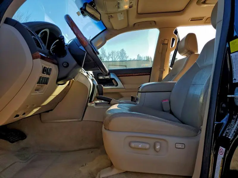 2014 TOYOTA LAND CRUISER   