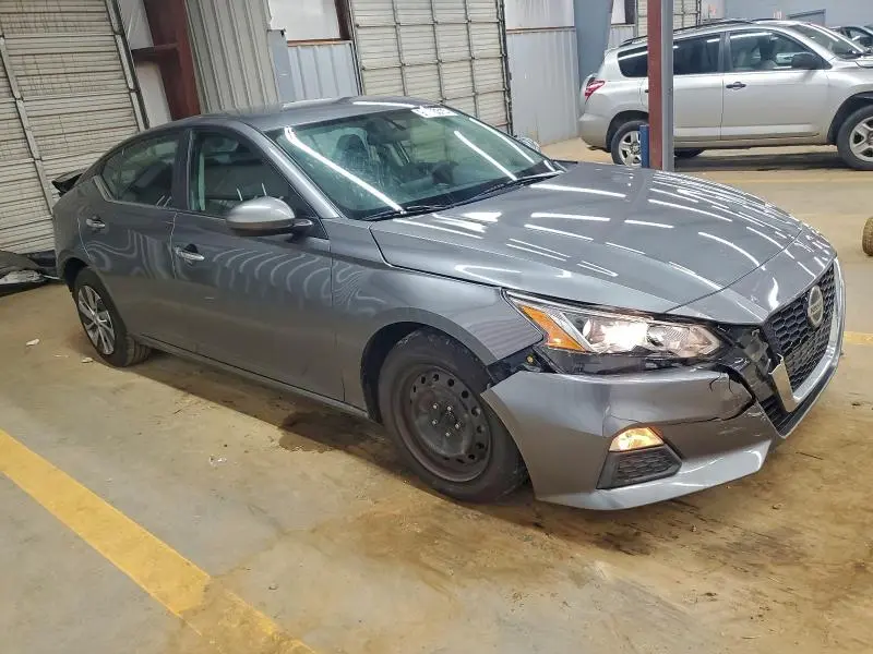 2020 NISSAN ALTIMA S  