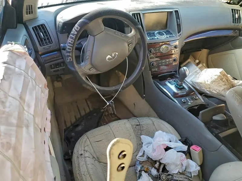 2011 INFINITI G37 BASE  