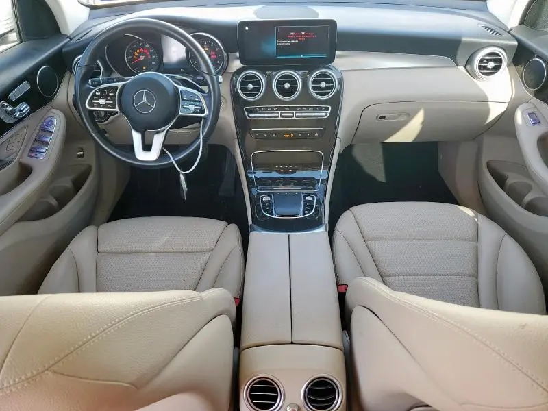 2021 MERCEDES-BENZ GLC 300  