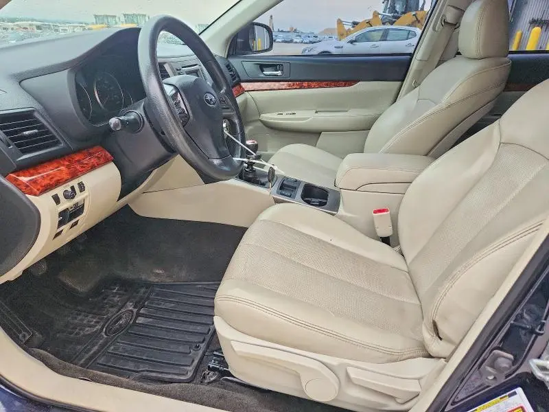 2013 SUBARU OUTBACK 2.5I  
