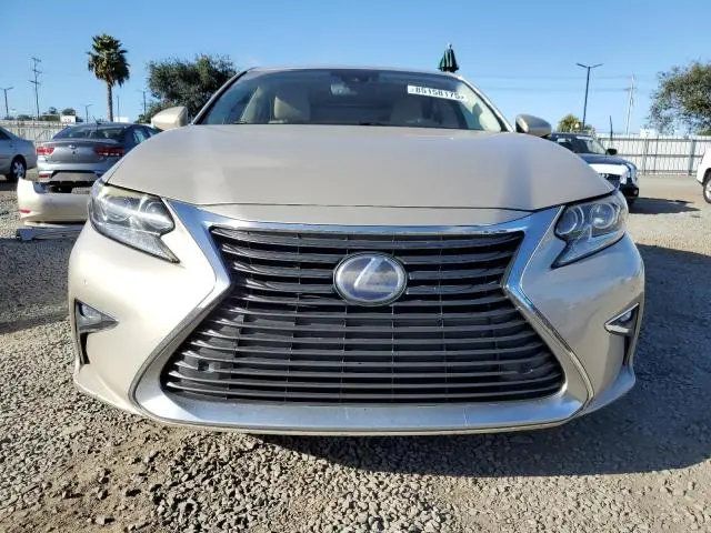 2016 LEXUS ES 300H  
