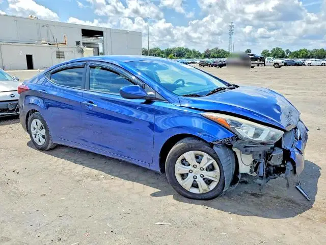 2016 HYUNDAI ELANTRA SE  