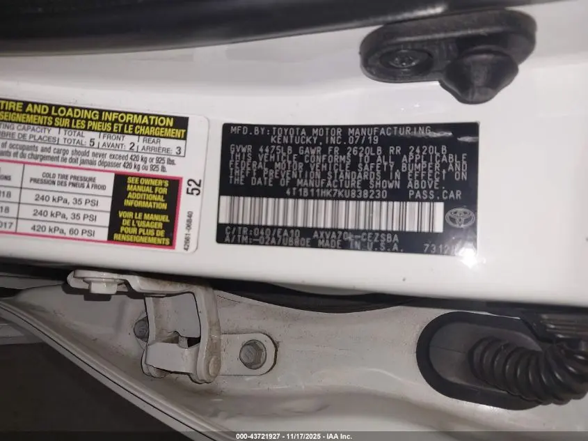 2019 TOYOTA CAMRY SE