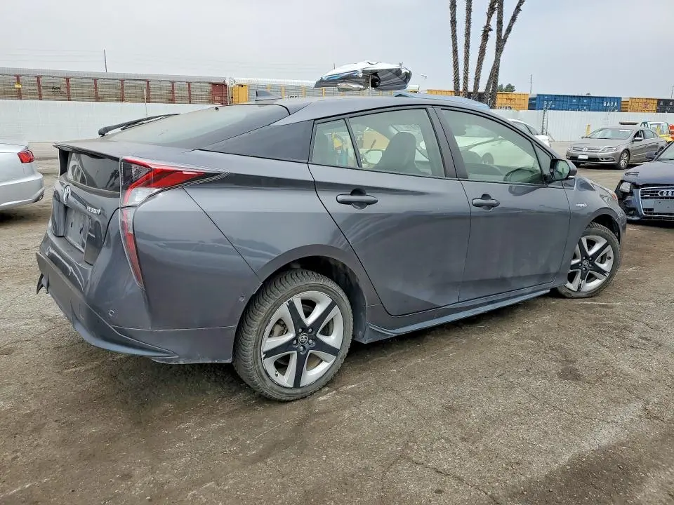 2017 TOYOTA PRIUS THREE TOURING  