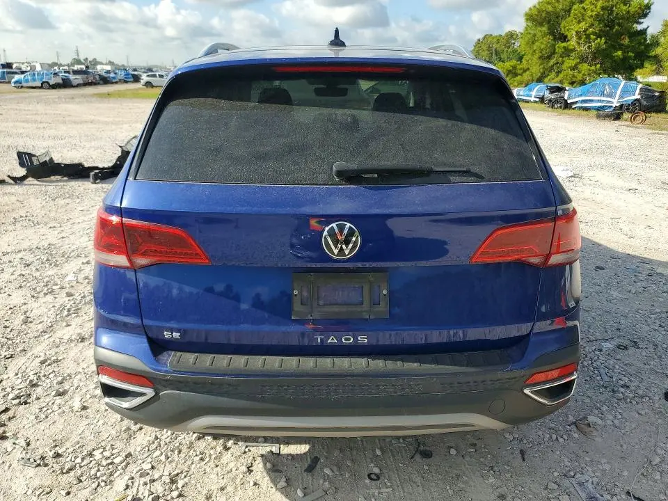 2024 VOLKSWAGEN TAOS SE  