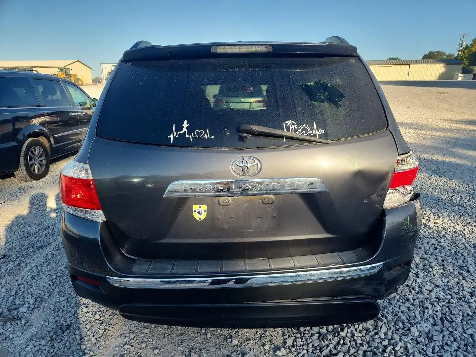 2011 TOYOTA HIGHLANDER LIMITED  