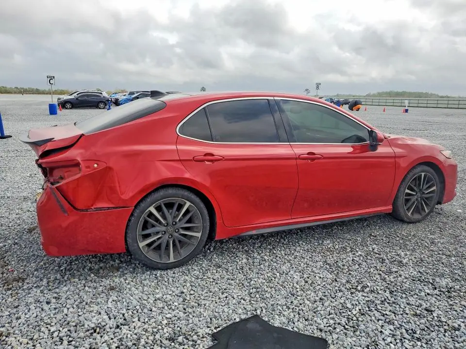 2019 TOYOTA CAMRY XSE  