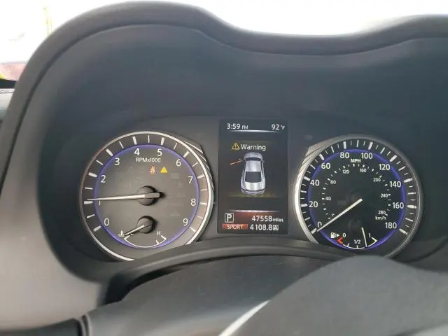2018 INFINITI Q60 LUXE 300  