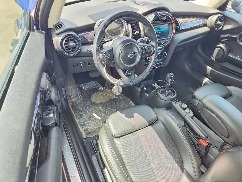 2020 MINI COOPER S  