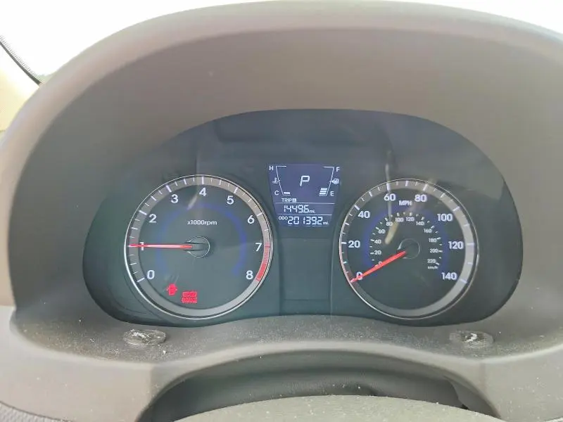 2013 HYUNDAI ACCENT GLS  