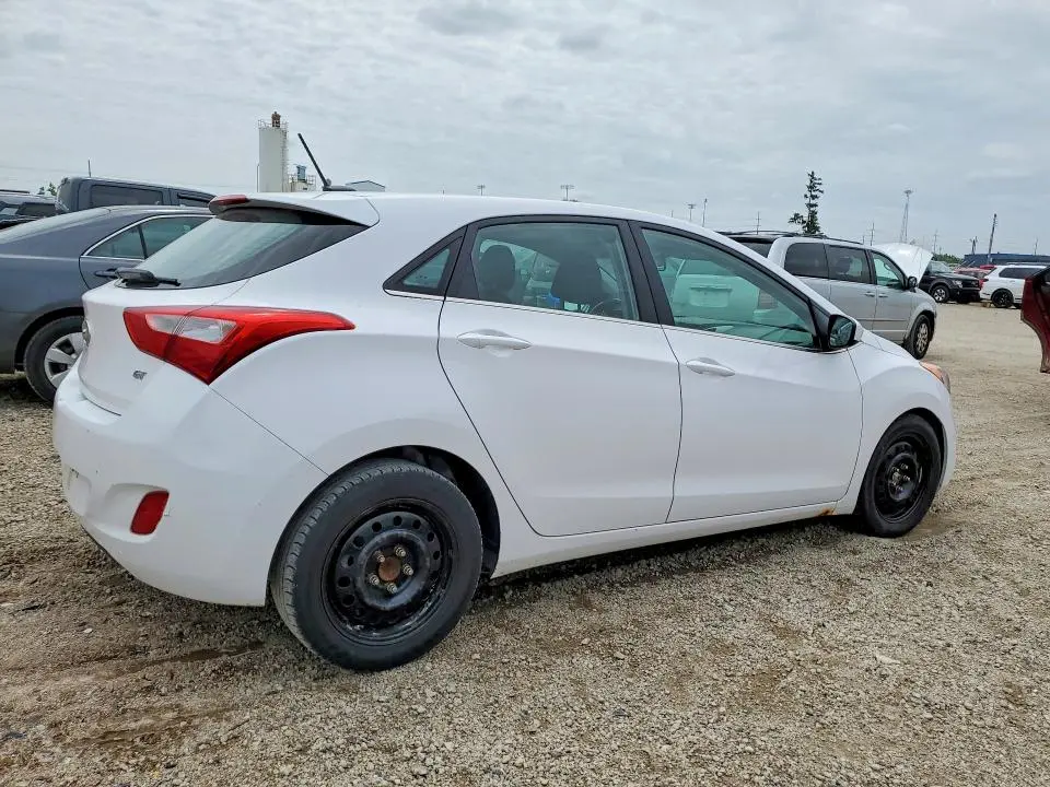 2016 HYUNDAI ELANTRA GT BASE  