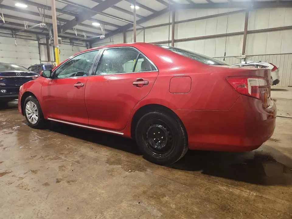 2012 TOYOTA CAMRY LE  