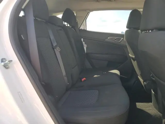 2025 KIA SPORTAGE LX  