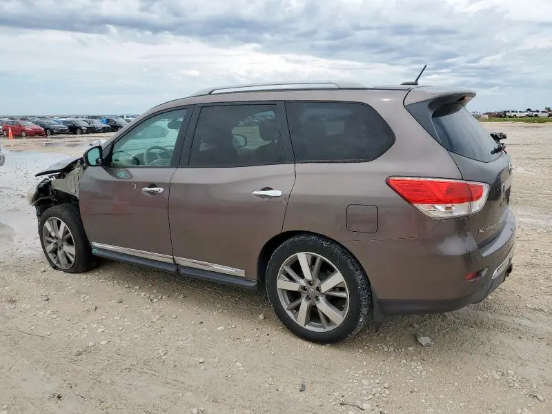 2013 NISSAN PATHFINDER S  