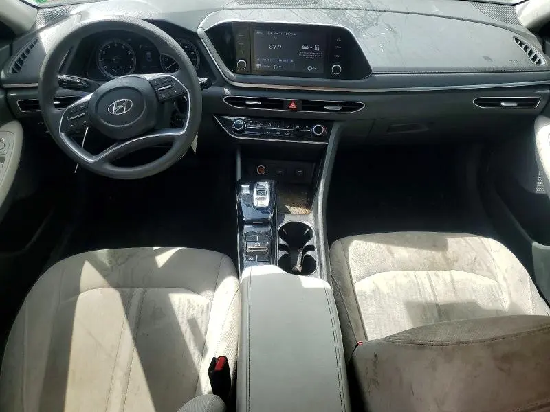 2023 HYUNDAI SONATA SE  