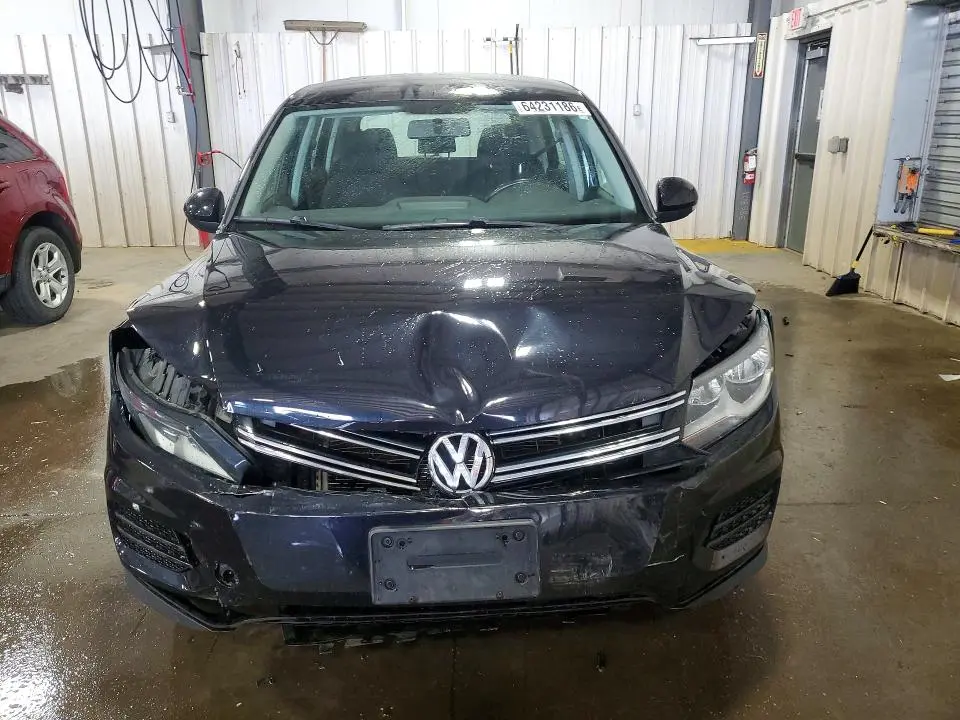 2014 VOLKSWAGEN TIGUAN S  