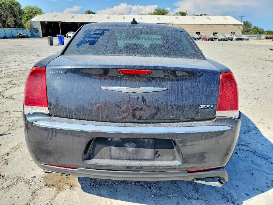 2015 CHRYSLER 300 LIMITED  