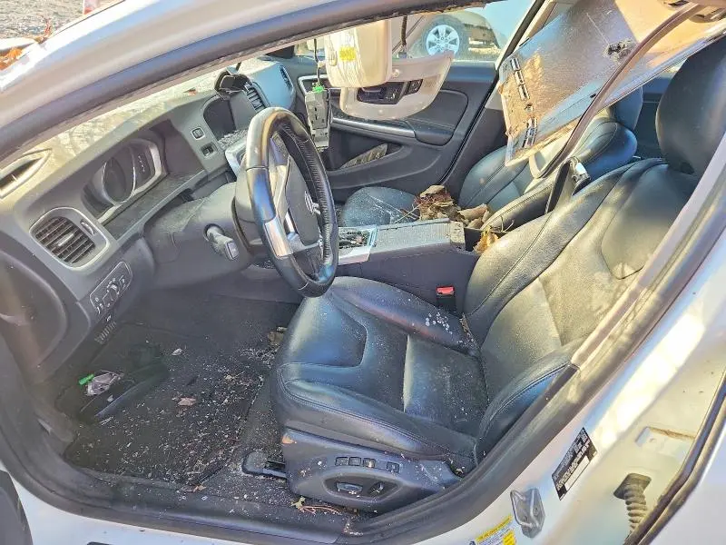 2016 VOLVO S60 PREMIER  
