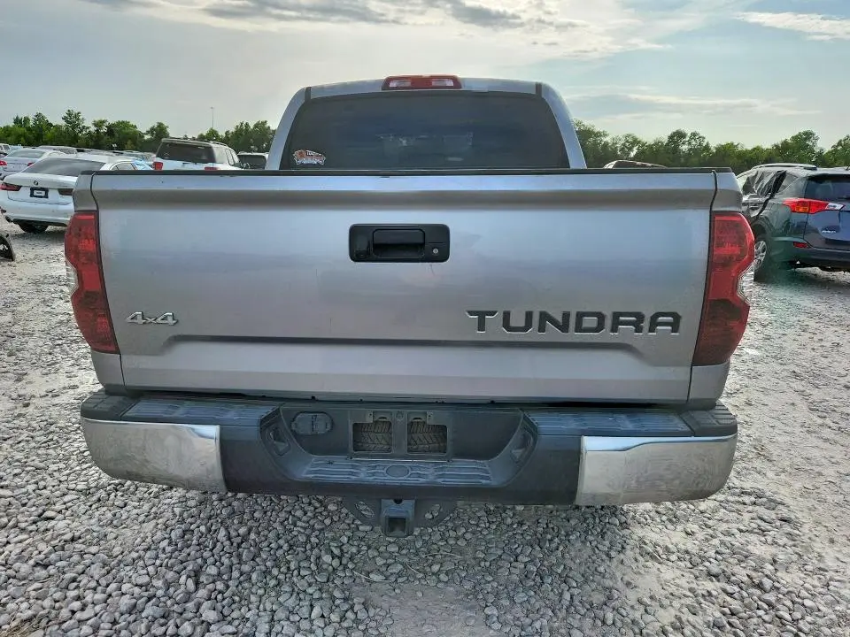 2014 TOYOTA TUNDRA CREWMAX SR5  