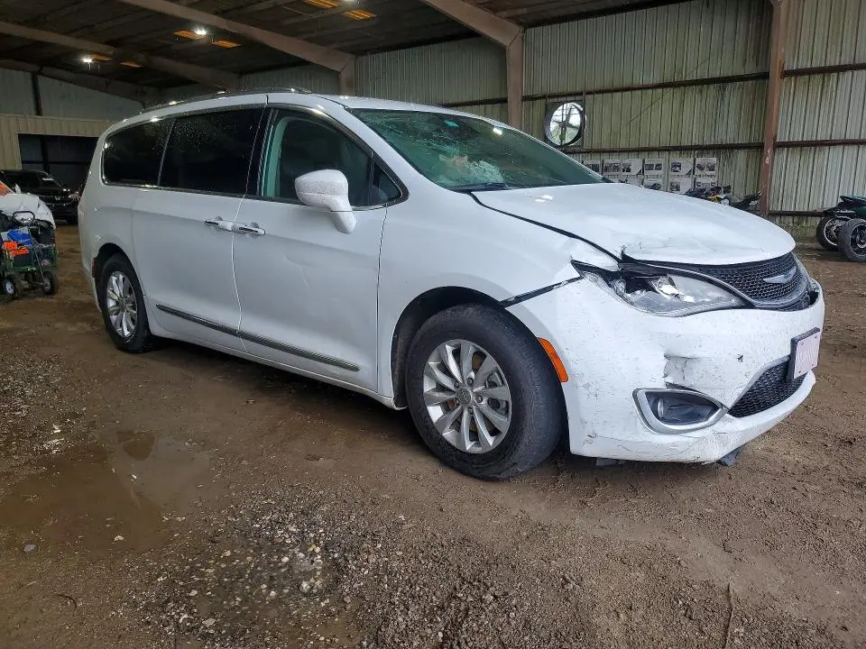 2019 CHRYSLER PACIFICA TOURING L  