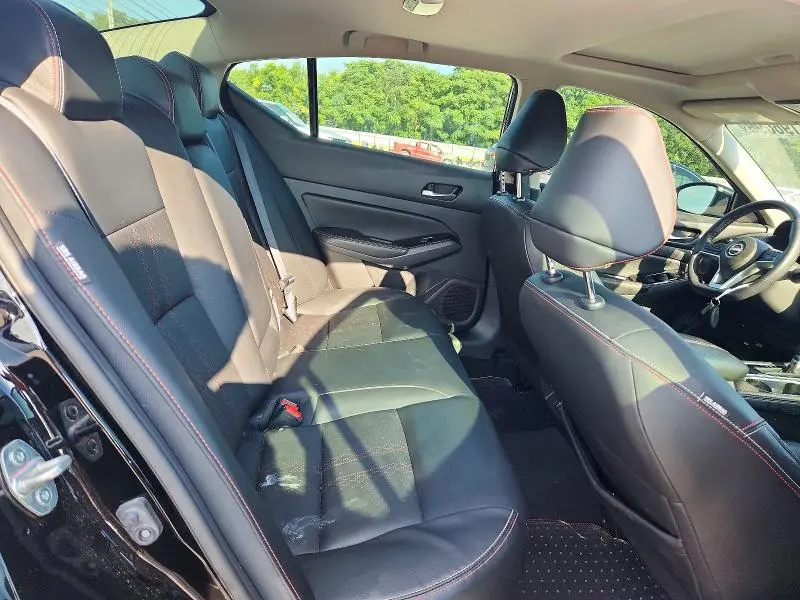 2024 NISSAN ALTIMA SR  
