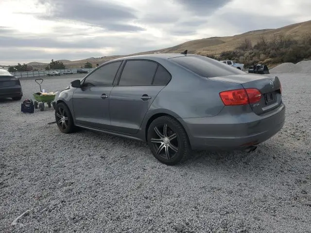 2014 VOLKSWAGEN JETTA SE  