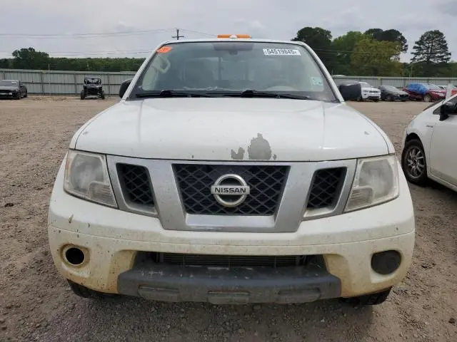 2017 NISSAN FRONTIER SV  