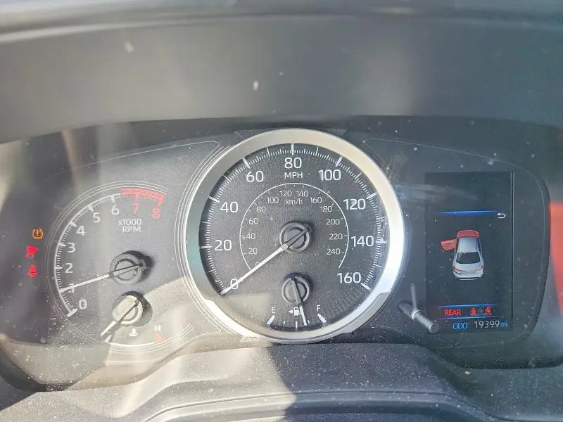 2021 TOYOTA COROLLA LE  