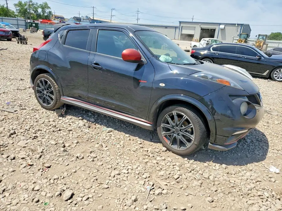2013 NISSAN JUKE S  