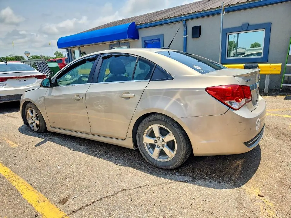 2012 CHEVROLET CRUZE LT  