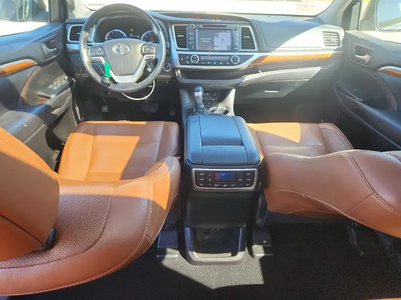 2018 TOYOTA HIGHLANDER LIMITED PLATINUM  