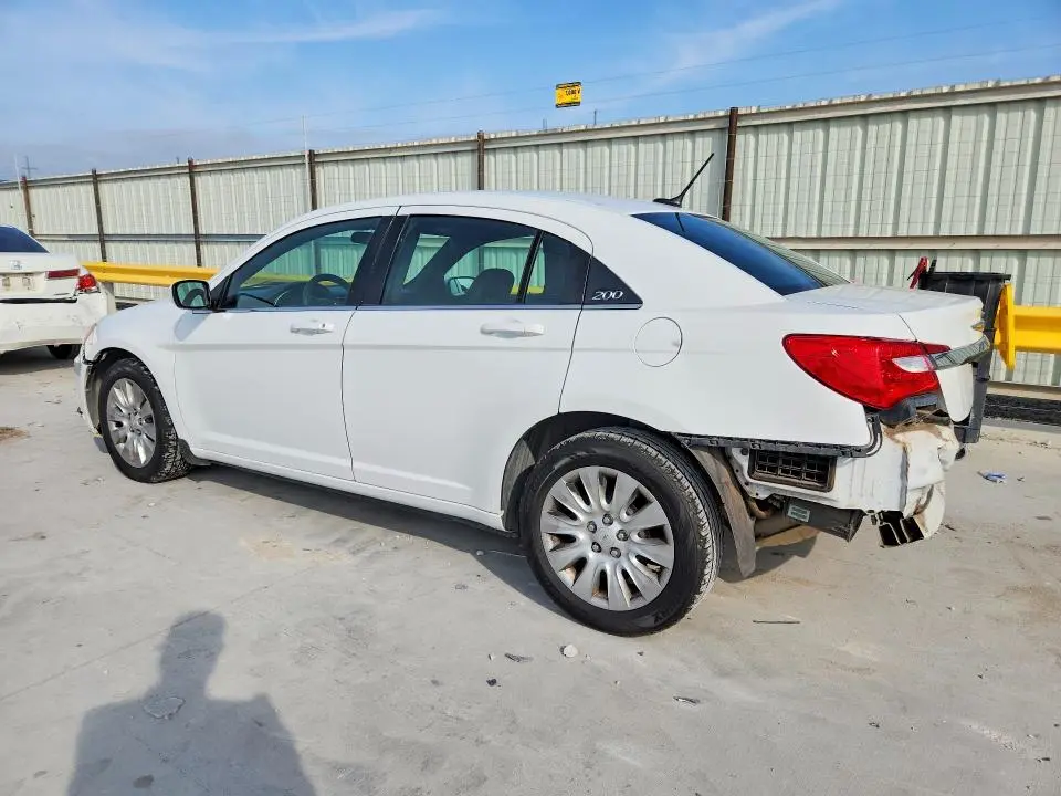2014 CHRYSLER 200 LX  