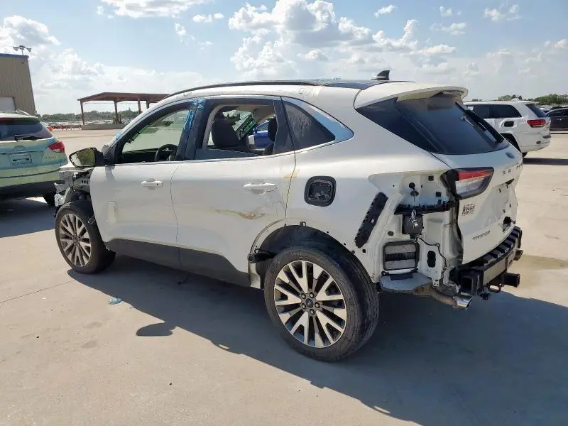 2022 FORD ESCAPE TITANIUM  