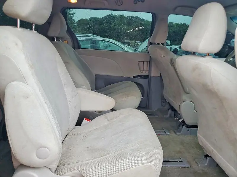 2012 TOYOTA SIENNA BASE 7-PASSENGER  